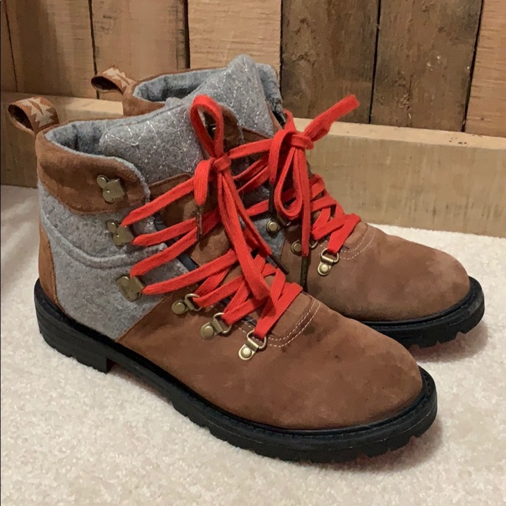 Toms Boots